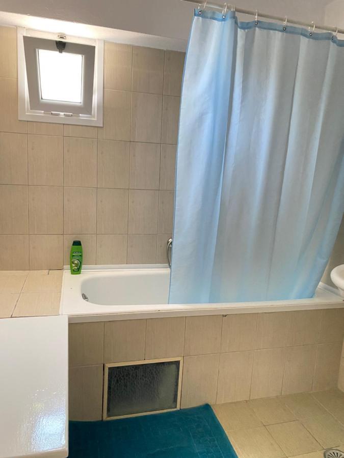 Veronika'S Apartment Химара Экстерьер фото
